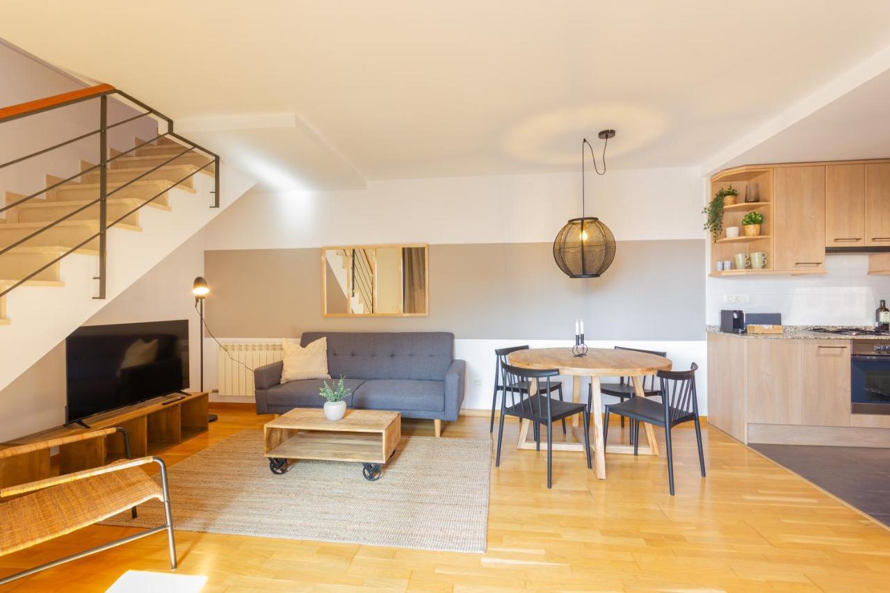 Elegante Duplex En Terrassa, Barcelona Lejlighed Eksteriør billede